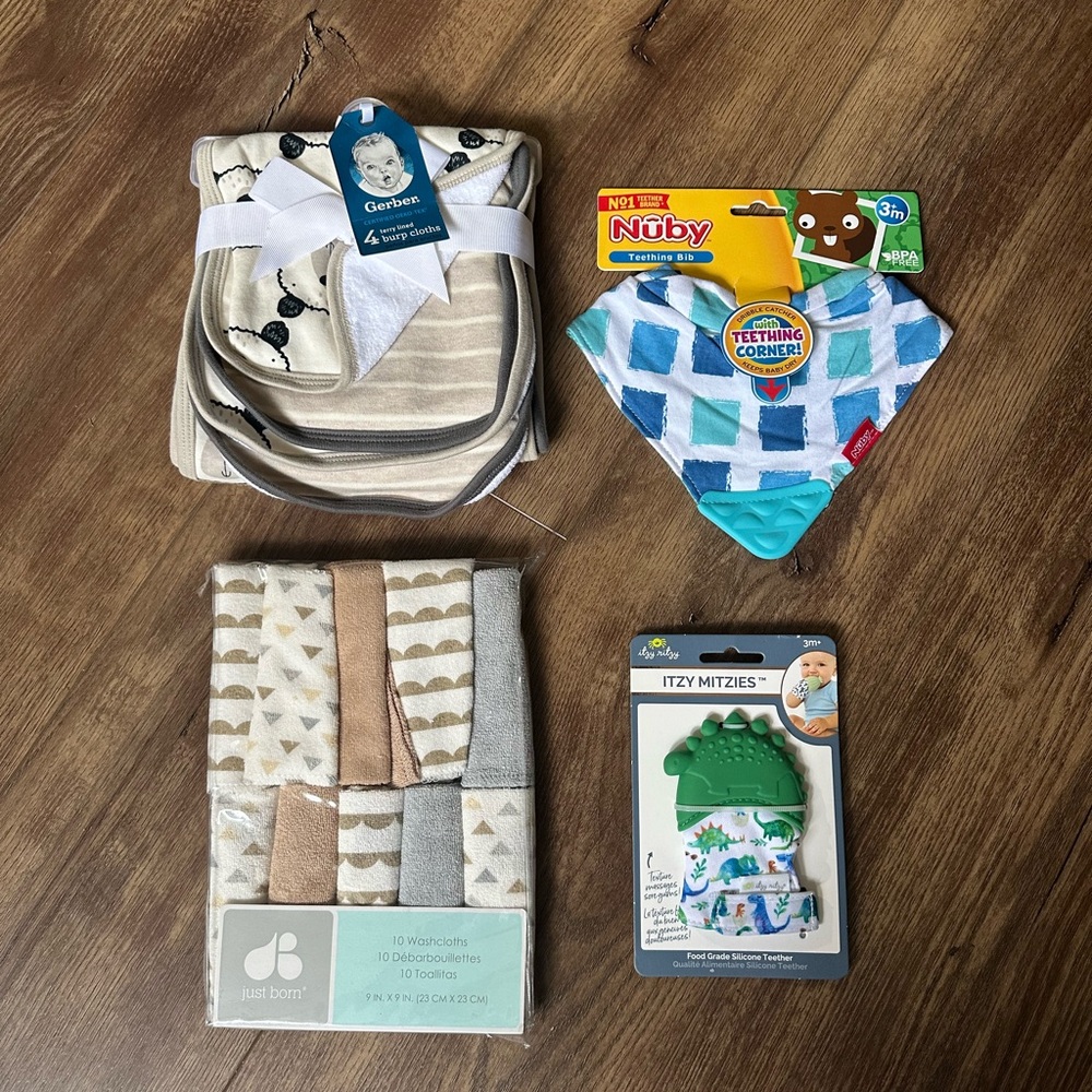 Gerber Beige and White Baby Bib Set